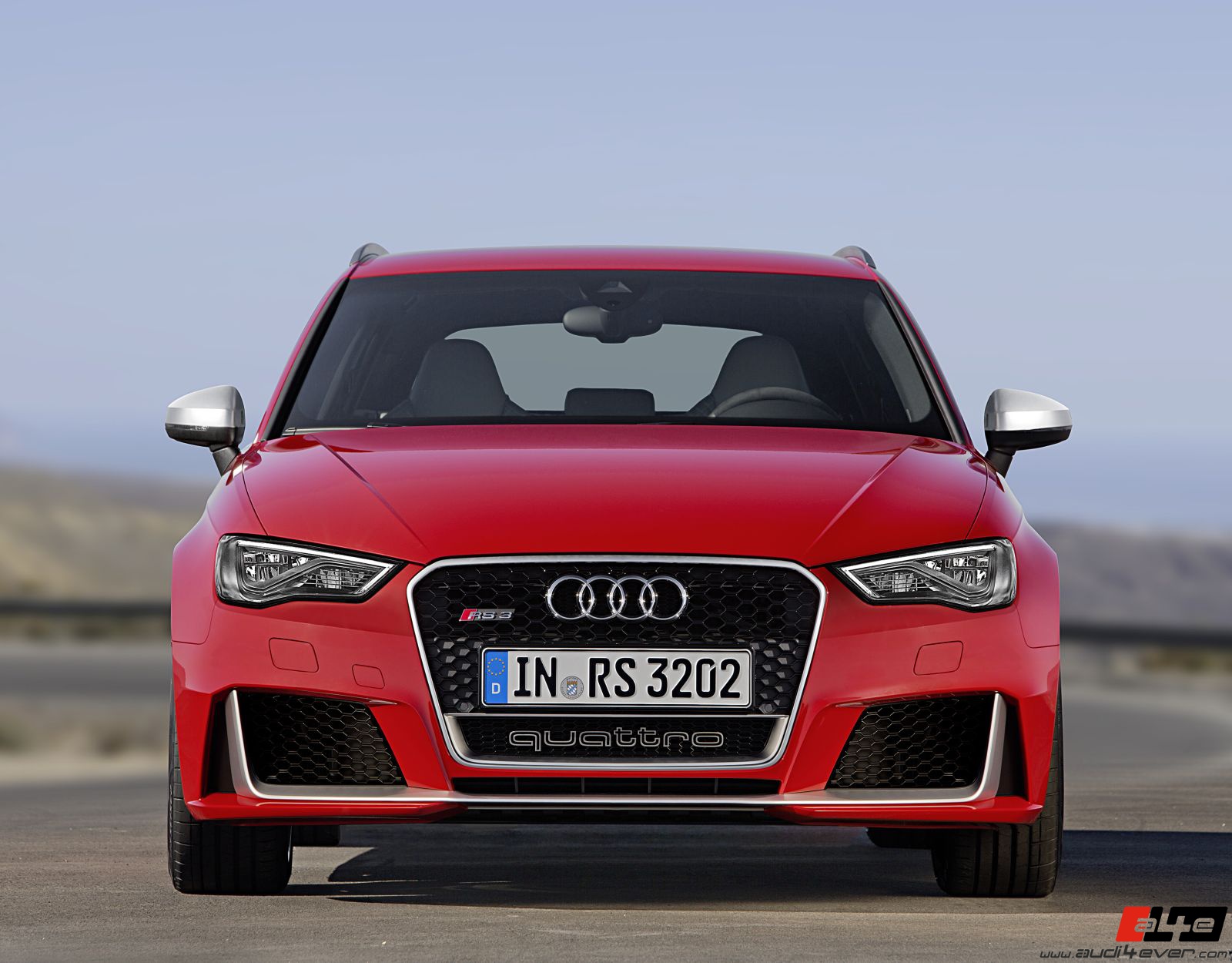 Audi_RS3_8V_2014_004.jpg