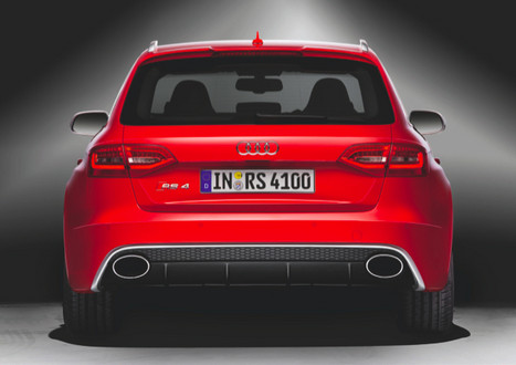 2013-Audi-RS4-Avant-4.jpg